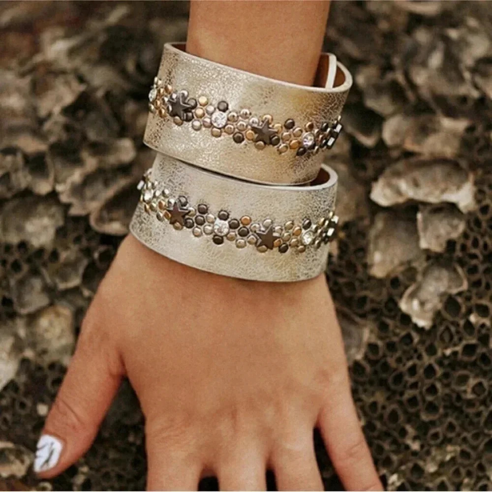 Champagne Leather Star Rivet Cuff - Picture 4 of 4